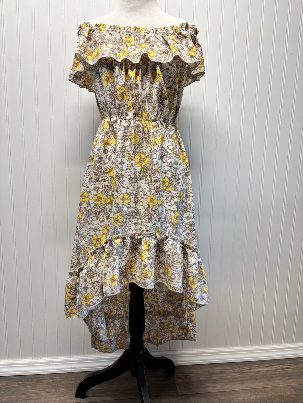 Liberty Love Floral Off Shoulder Ruffled High Low Dress Size Medium